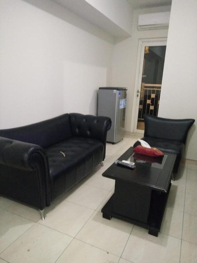 Springlake Apartemen 2Br-Sumarecon-Bekasi, By Bu Johan Εξωτερικό φωτογραφία